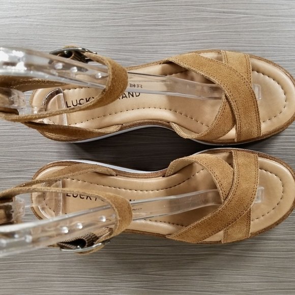 Lucky Brand Tan Platform Sandals - Picture 10 of 13